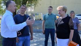 Замгубернатора лично проверил работы по благоустройству в Б. Калитве